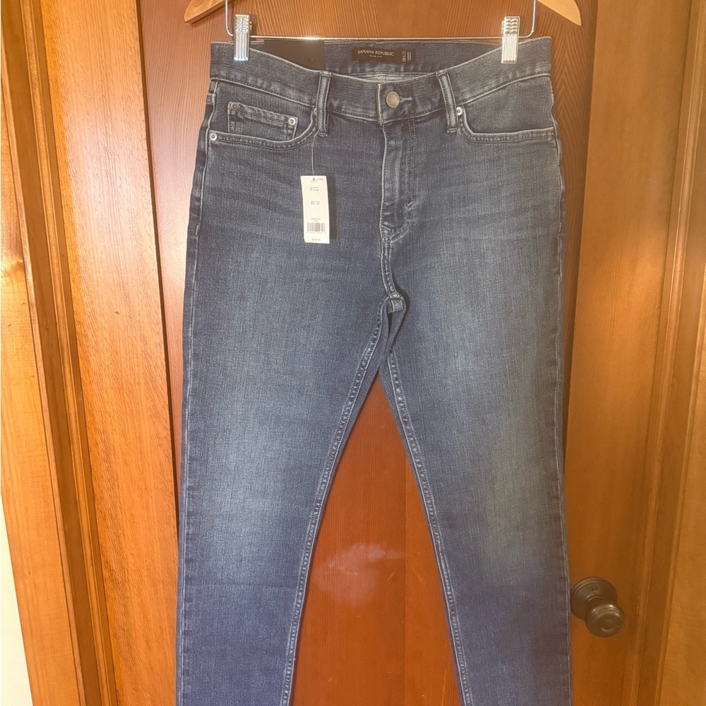 Banana Republic Men's Dark Blue Slim Jeans-Coolmax Technology